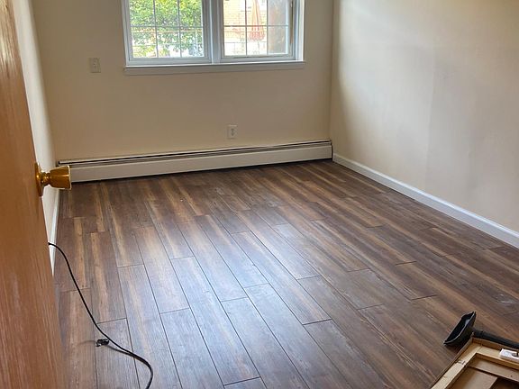 3rd image of 15703 18th Ave #G