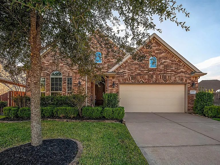10839 Paula Bluff Ln — Photo 1