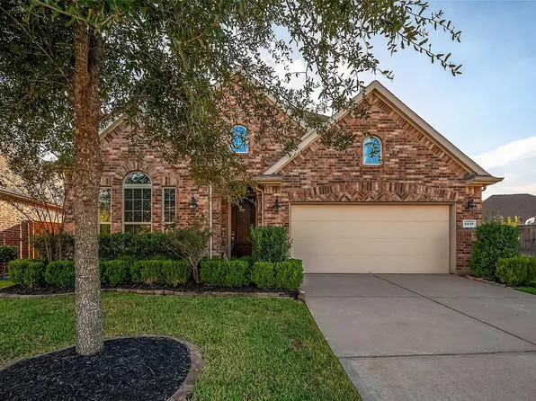 10839 Paula Bluff Ln, Cypress, TX 77433