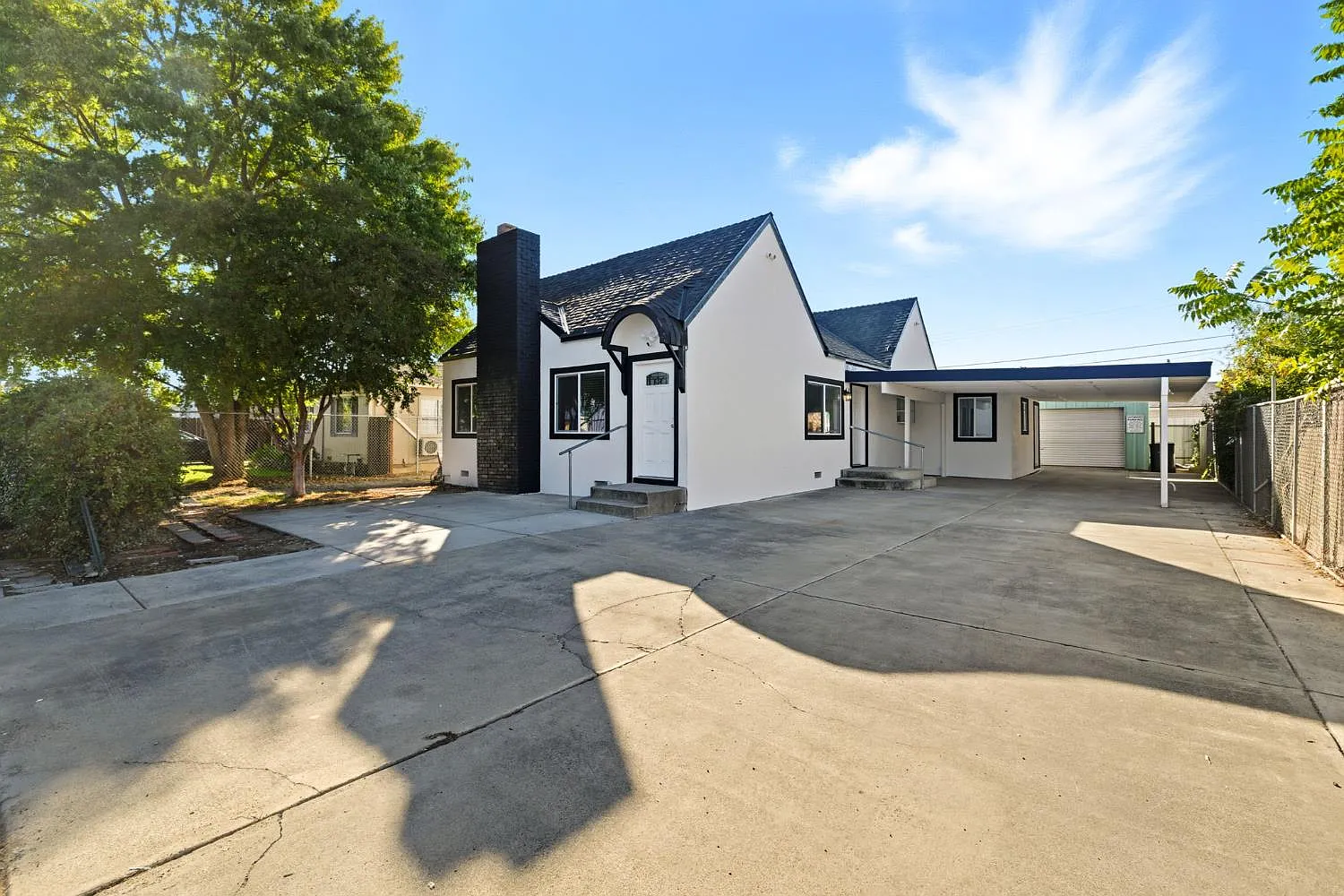 2370 19th Ave photo 1