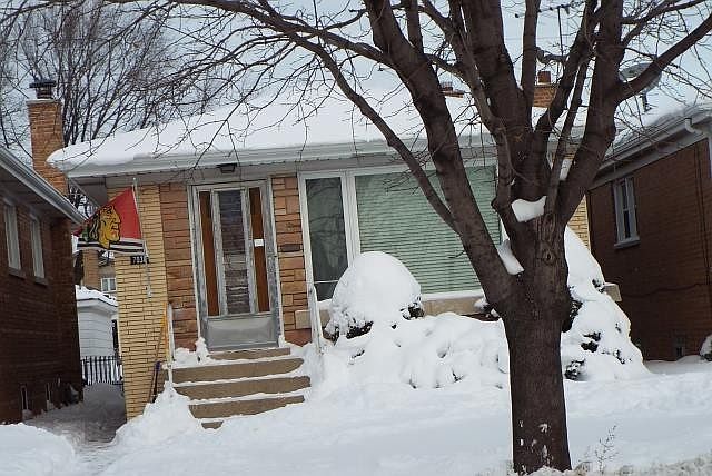 1st image of 7038 W Montrose Ave