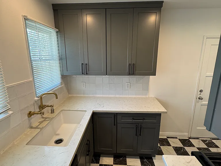 4634 Los Feliz Blvd #2 — Photo 4