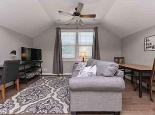 903 Saluda Lake Rd #B, Greenville, SC 29611