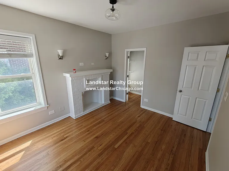 3745 W Argyle St #1 — Photo 10