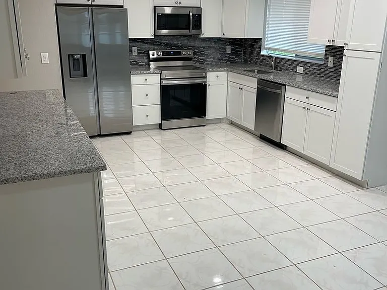 4246 Hokan Ave — Photo 5