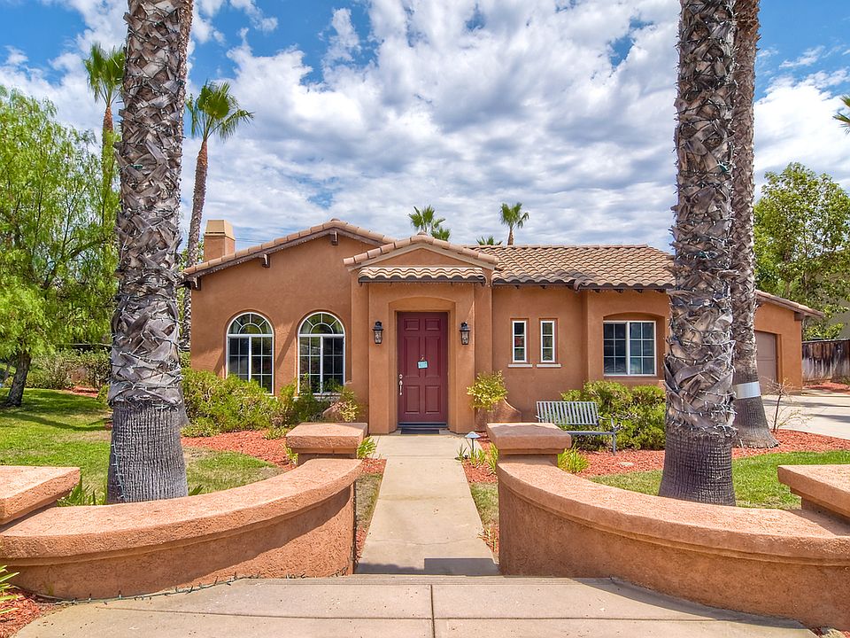 1st image of 479 Amparo Dr