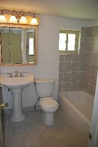 2nd image of 4934 Victory Dr SW
