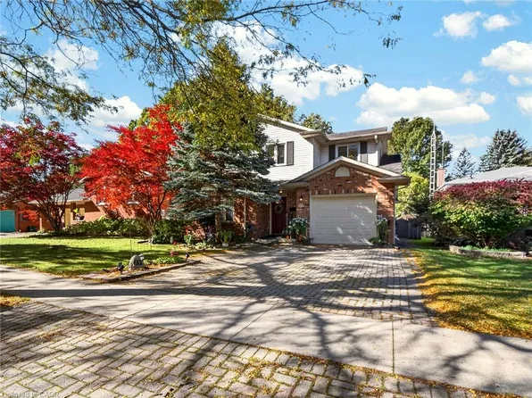 133 Leaside Dr, Welland, ON L3C 6N4