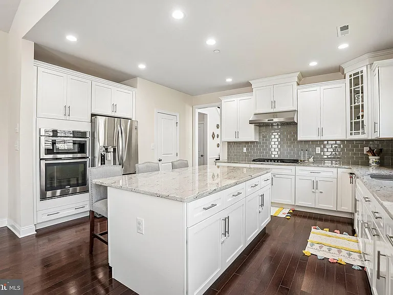 3045 Rainer Rd — Photo 17