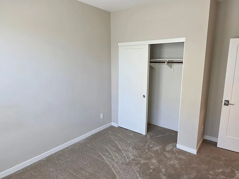 16208 Camden Cir — Photo 16