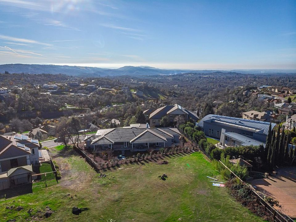 1st image of 815 Sunnyslope Way