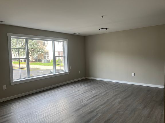 2nd image of 35 E Elizabeth Ave #9edebbd52