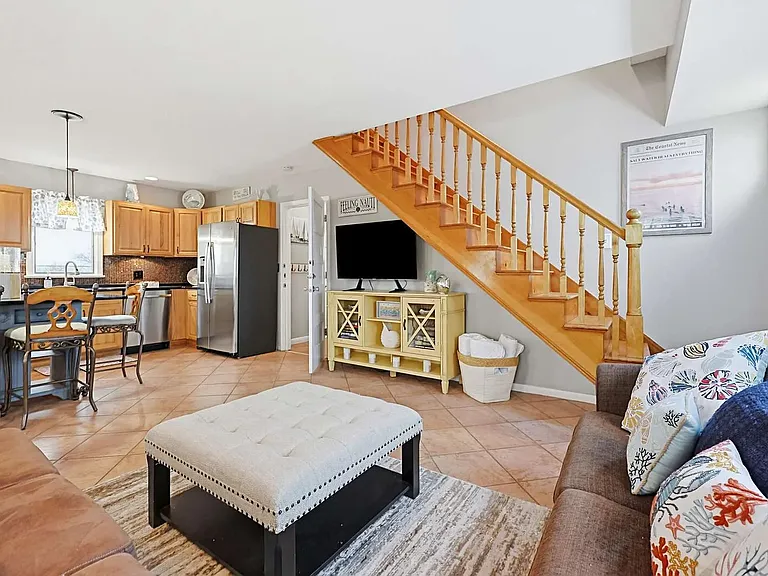 73 Church St #1 — Photo 4