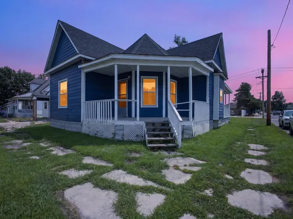 320 Johnson St, Moberly, MO 65270