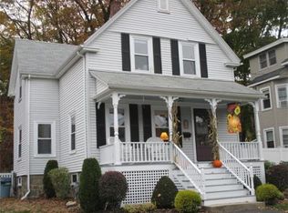 5 Walnut St, Wakefield, MA 01880