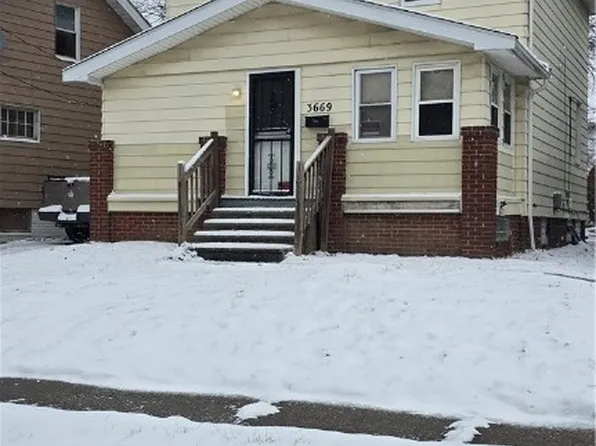 3669 E 112th St, Cleveland, OH 44105