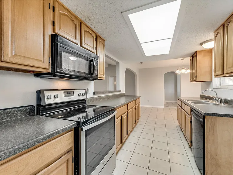 5209 Daytona Dr — Photo 19