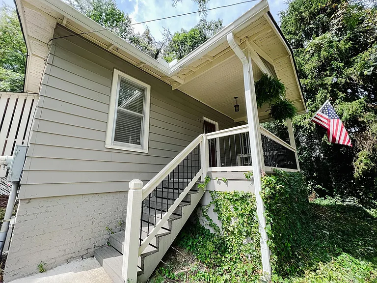 812 Federal St — Photo 5