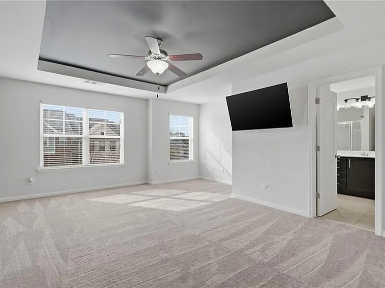 1697 Paxton Dr SW — Photo 16