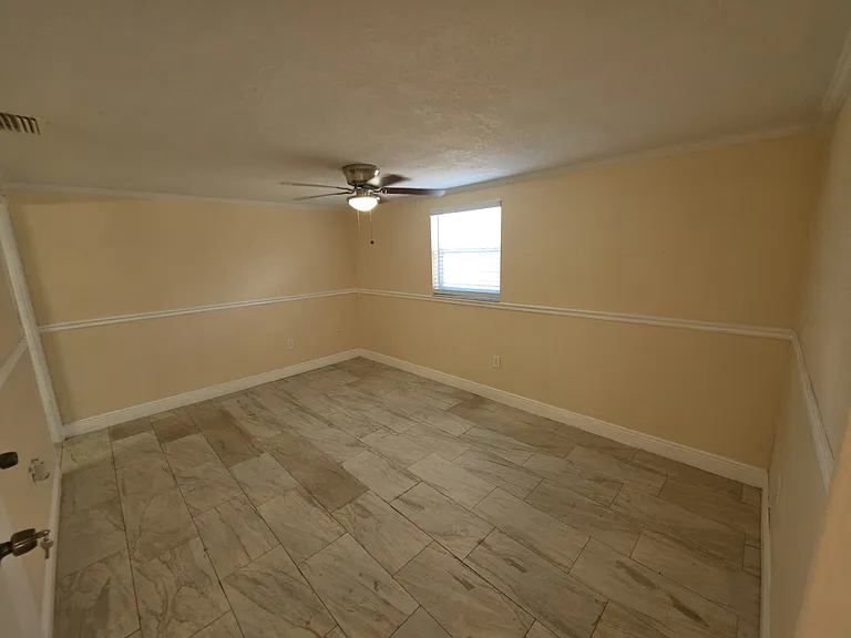 7730 Greybirch Ter — Photo 10