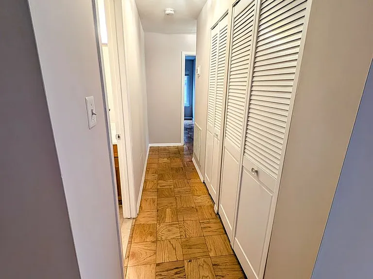11309 Commonwealth Dr #T2 — Photo 10