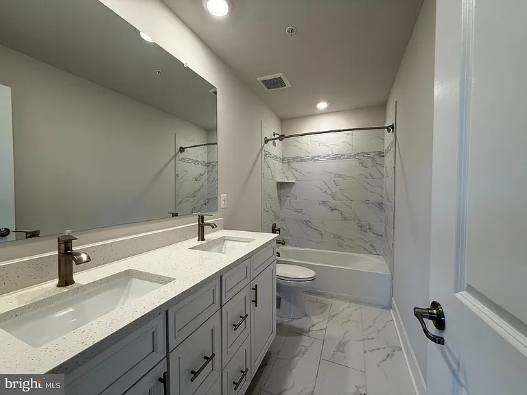 1407 Pinkerton St — Photo 14