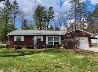 4065 Lester St, Oscoda, MI 48750