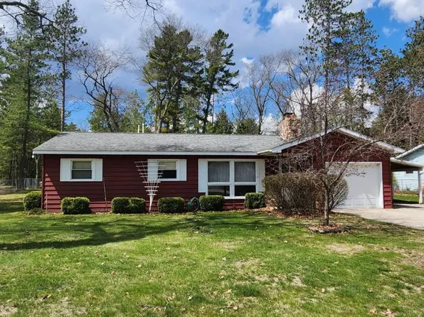 4065 Lester St, Oscoda, MI 48750