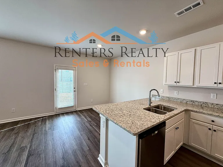 223 Maple Spring Trl — Photo 14