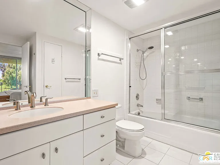 900 Island Dr #313 — Photo 30