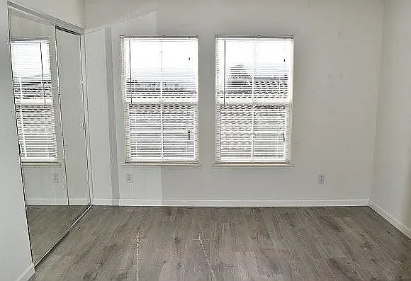 372 Adeline Ave — Photo 12