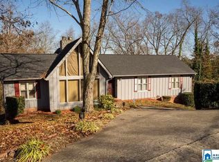 317 Autumn Chase Cir, Birmingham, AL 35206
