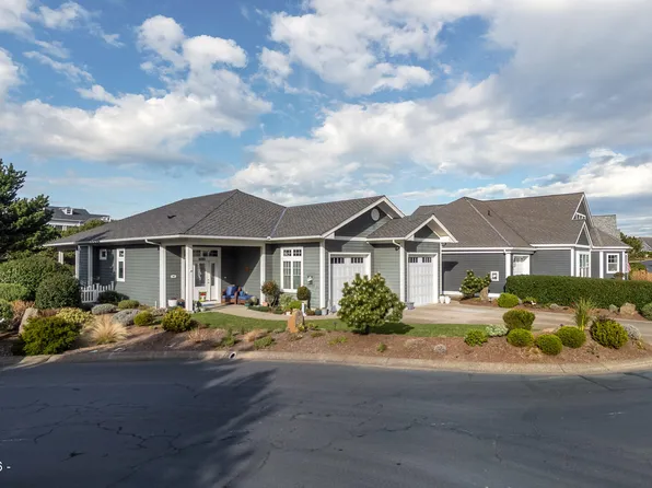 5920 SW Arbor Dr, South Beach, OR 97366