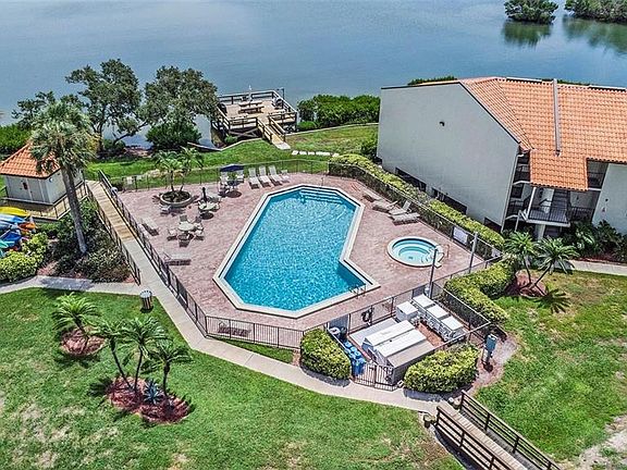 3rd image of 1515 PINELLAS BAYWAY S #26