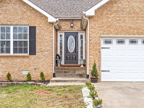 3rd image of 2633 Arthurs Ct