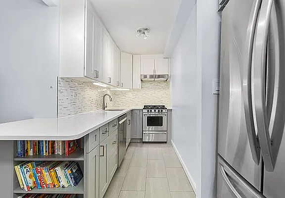 3rd image of 505 E 79th St APT 7E