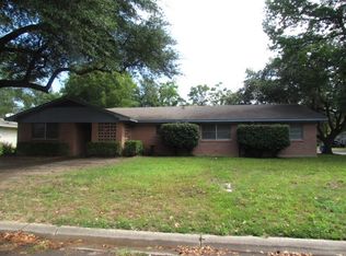 300 Horton St, Kilgore, TX 75662