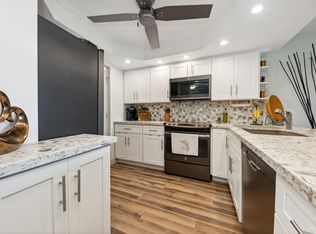 250 NW 67th St APT 321, Boca Raton, FL 33487