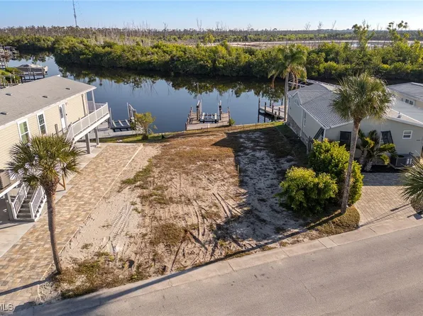 17781 Bryan Ct, Fort Myers Beach, FL 33931