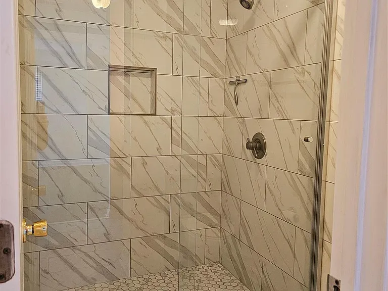 18629 Vineyard Point Ln — Photo 16