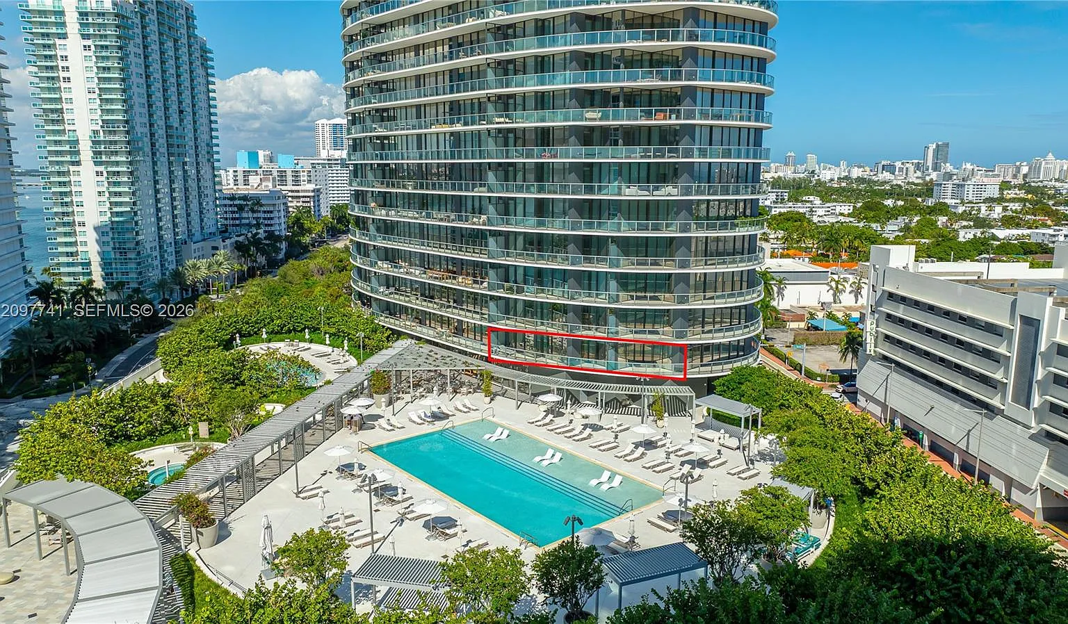 1 bed, 1.5 bath, 1110 sqft, $13,000 — Photo 1