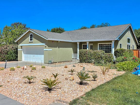 2nd image of 252 Gisela Dr