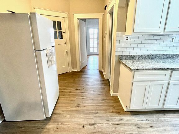 4th image of 5019 Chippewa St #2-F