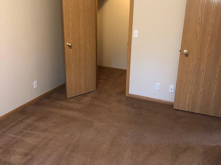 5830 Princess Margaret Dr — Photo 14