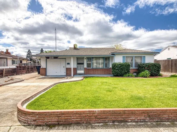 1331 Pontiac St, Oakdale, CA 95361