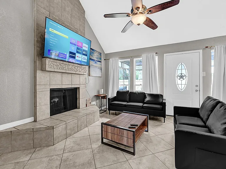4510 Beechcraft St — Photo 5