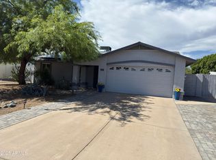 2520 W Surrey Ave, Phoenix, AZ 85029