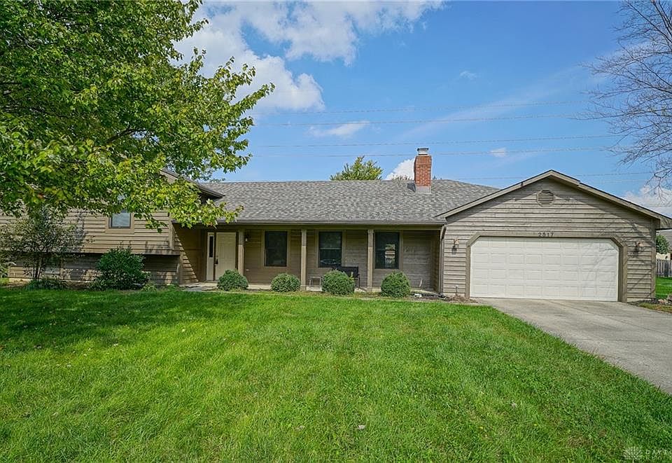 1st image of 2517 S Park Ln