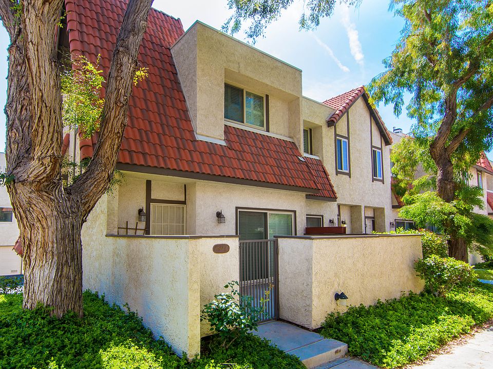 1st image of 17957 River Cir APT 1