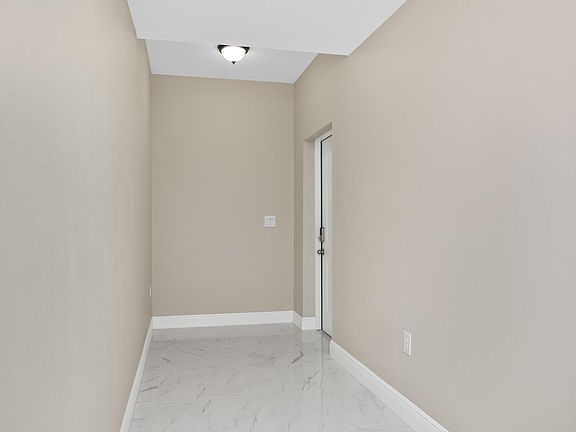 5th image of 1117 Ichabod Ave S #1117